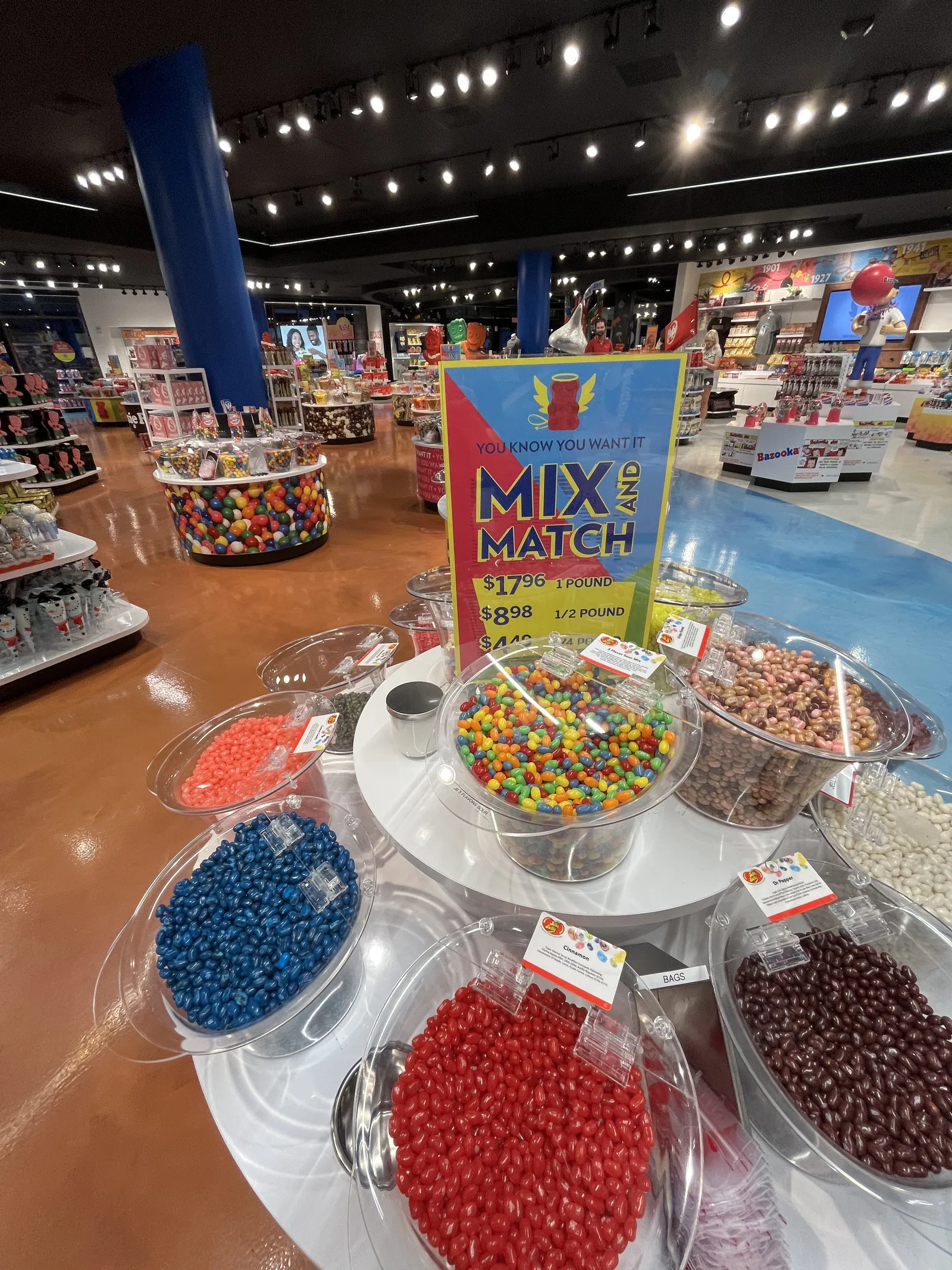 Mix & Matchの値札と量り売りキャンディ